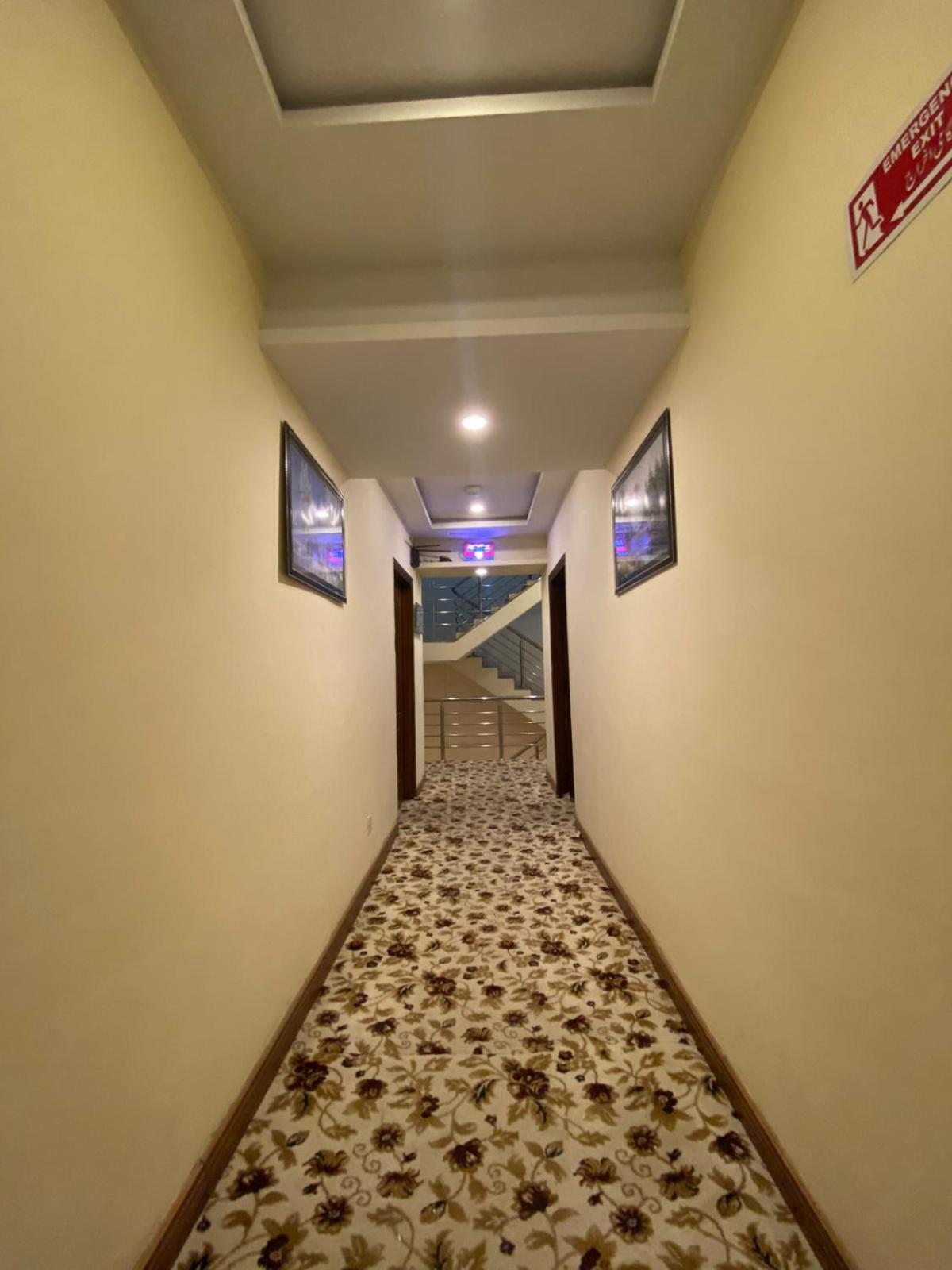 Diplomat Hotel Islamabad Exterior foto